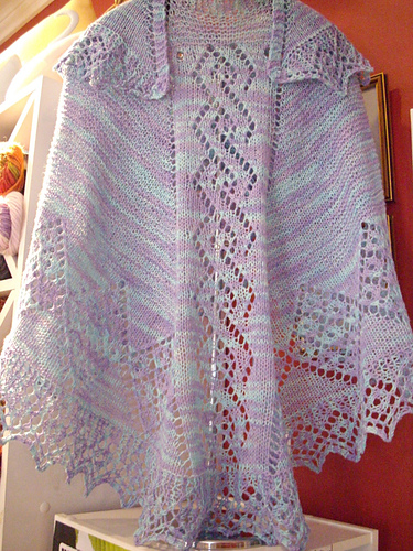 Lacy Diamond Chains Top-Down Faroese Shawl