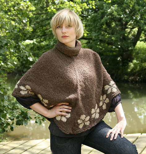 Flowers Poncho / Blomster Poncho