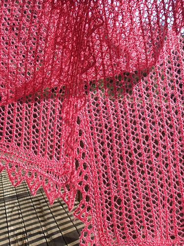 Scarf or Shawl with a Center Pattern