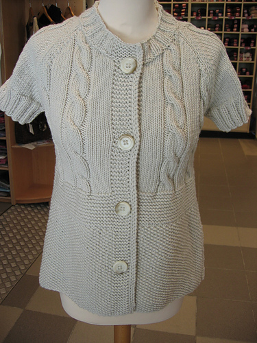 #07 Raglanjacke mit Zopfmustern