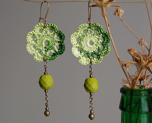 Crochet Flower Earrings photo 2