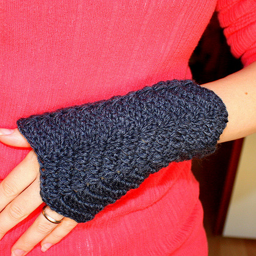 Waved Arm Warmers