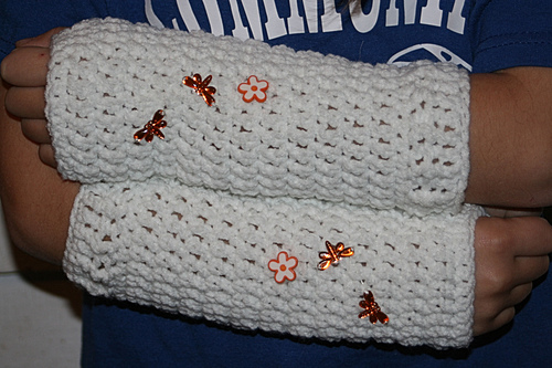 A Touch of Winter and Spring Armwarmers