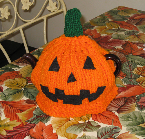Pumpkin Tea Cozy