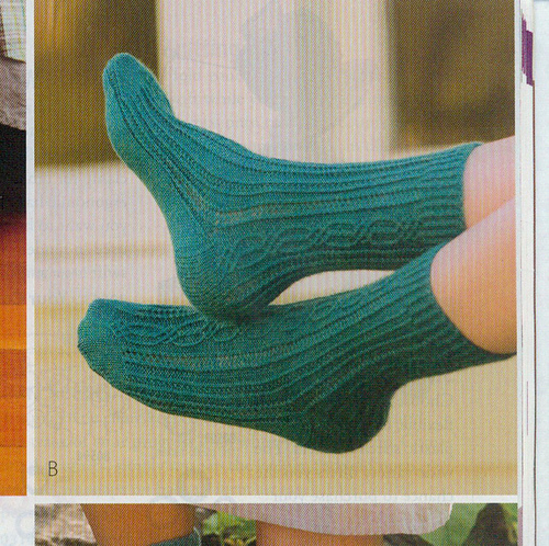 Traveling Stitch Socks