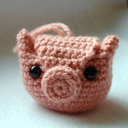 Amigurumi Piggie Holiday Ornament