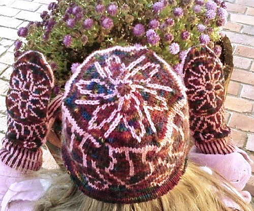 Mandala Mitts and Hat