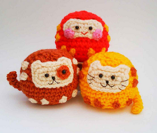Daruma Japanese wish dolls Kitty Doggy Amigurumi