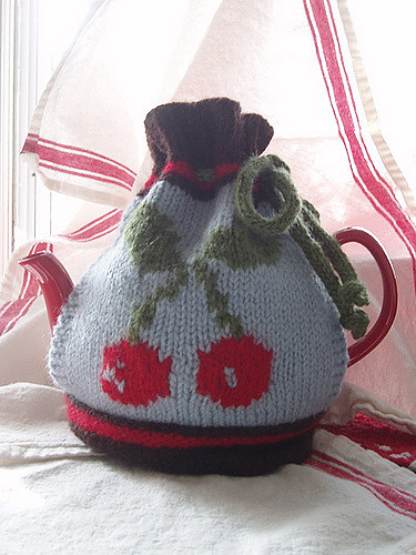 Cheery Cherry Tea Cozy