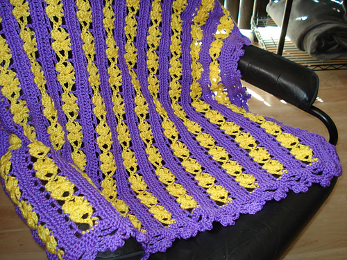 Open Lacy Throw & Pillow (Throw) photo 1