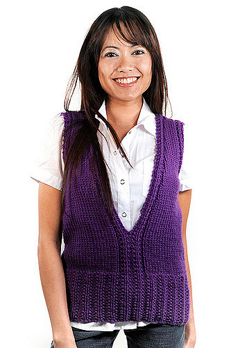 1392 Chunky V-Neck Vest