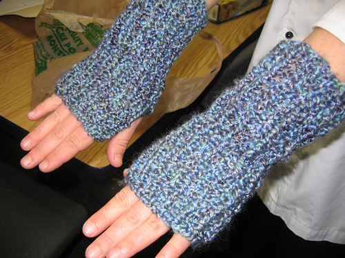 Wine Country One-Skein Winter Mitts II
