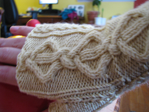 Raveled Wristwarmers