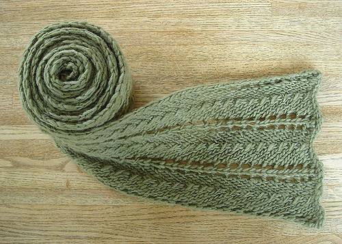 Cream of Spinach Scarf