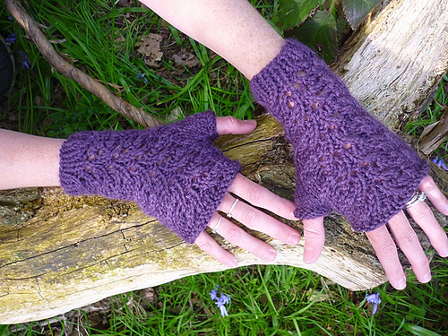 Kensington Fingerless Gloves