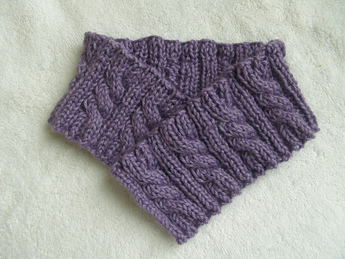 Cabled Collar
