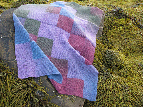 Infinite Entrelac 488 - byLucyNFlickr