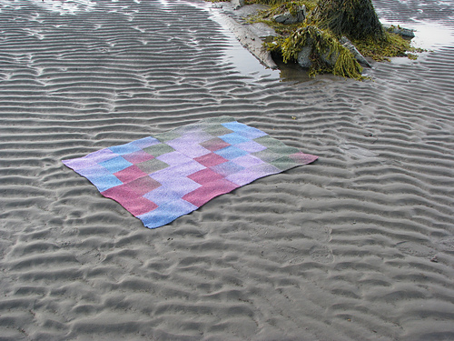 Infinite Entrelac 488 - byLucyNFlickr