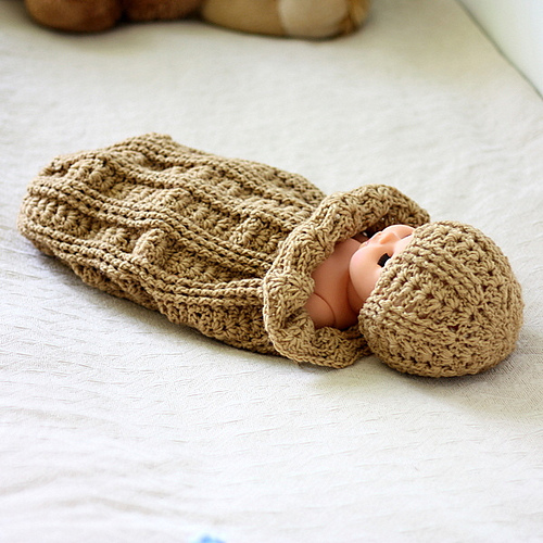 Baby Cocoon and Hat Set