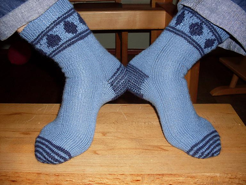 Finnland - Herrensocken mit Rauten und Streifen