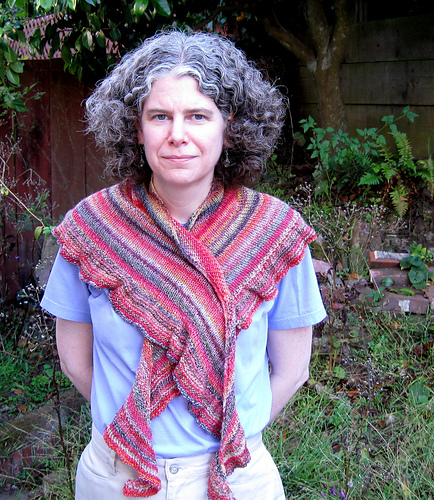 Simple Ruffled Shawlette