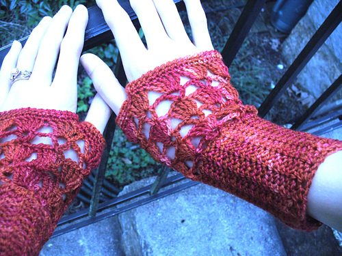 Seasons' Change Fingerless Mitts