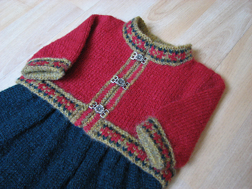 Mod1: Bunad, Jakke, Pannebånd og knestrømper/sko - byLilacFlickr