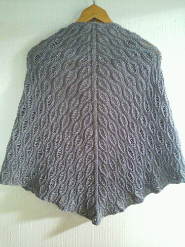 p.18 Diamond shawl