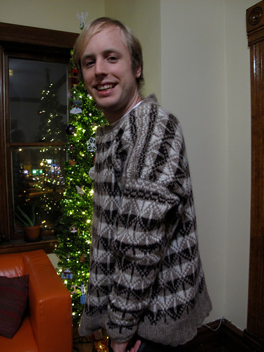 Sweater with Locked Turning Stitches at Edges