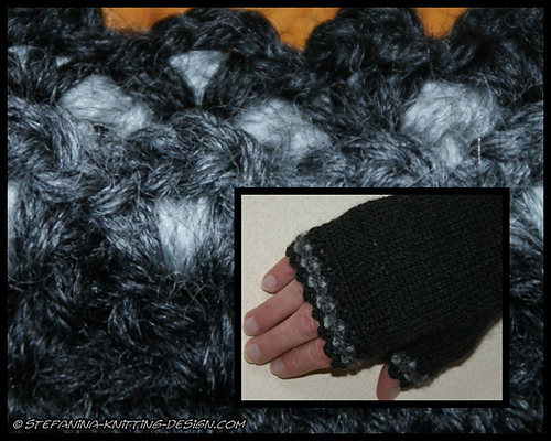 Baikka fingerless mittens