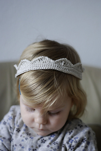 Wee crown