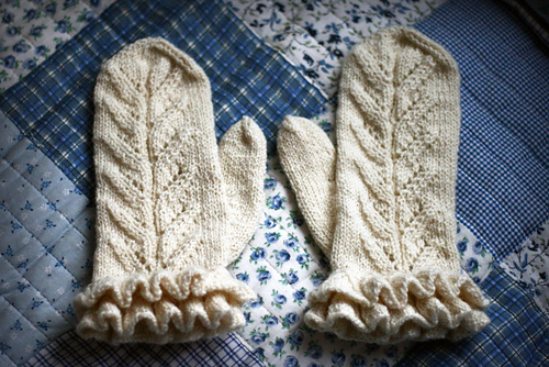 Sunday mittens