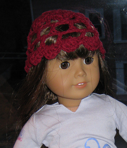 A Lacy Hat for Claire photo 5