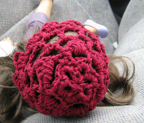 A Lacy Hat for Claire photo 4