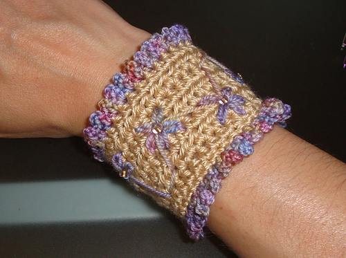 Daisy Trail Cuff