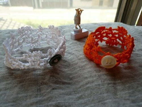 p.43 e Bracelet