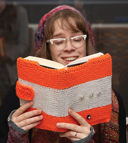 Commuter Book Cosy