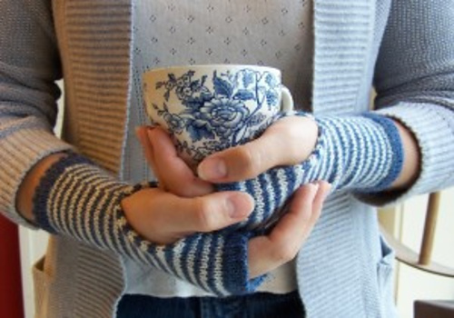 Delft Fingerless Mitts