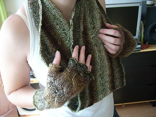 Torevco Cowl
