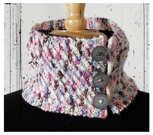 Little Daisy Cowl