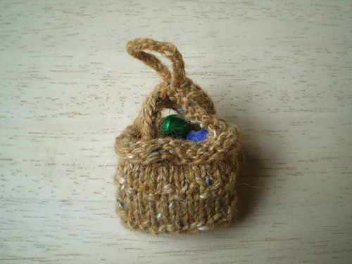 Advent Garland 11, Basket photo 1