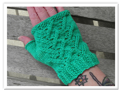 Emerald Mitts