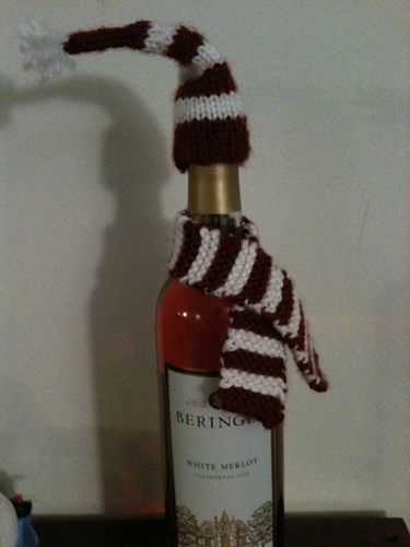 Tea Syrup hat and scarf photo 2