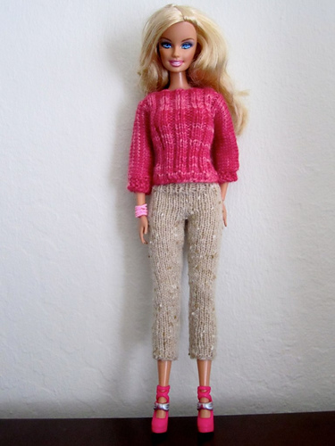 #0124 Pink Sweater and White Pants photo 3