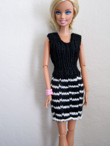 #0376 Black and White Dress