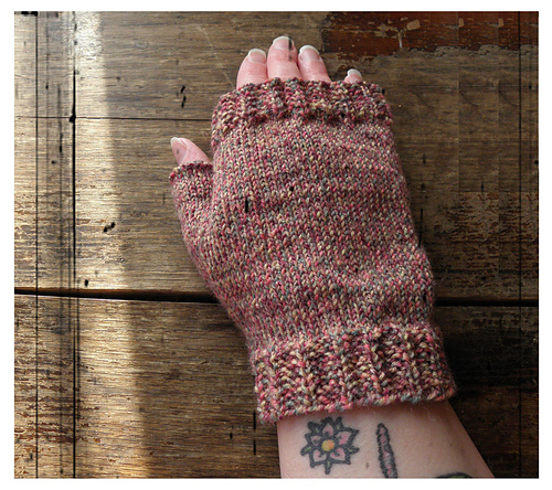 Corrugated Cuff Mitts