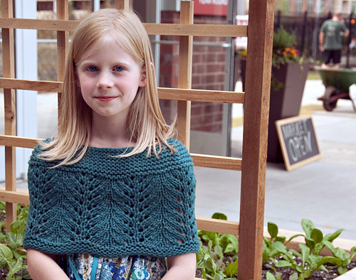 Vines Capelet