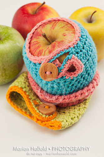 Marion's Apfeltäschle / Marion's Apple jacket photo 1