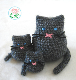 AMIGURUMI CAT FAMILY (\u00a9 2012 Toma Creations)