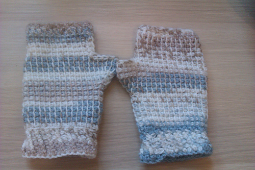 Simple Tunisian Mitts